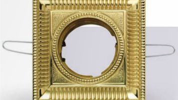 1084